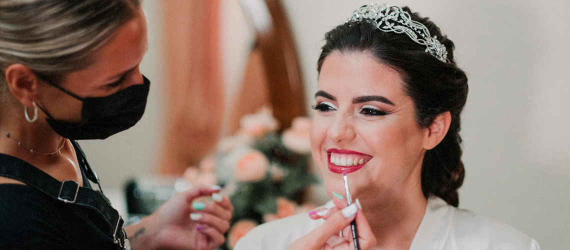Ideas de peinados y maquillaje para novias